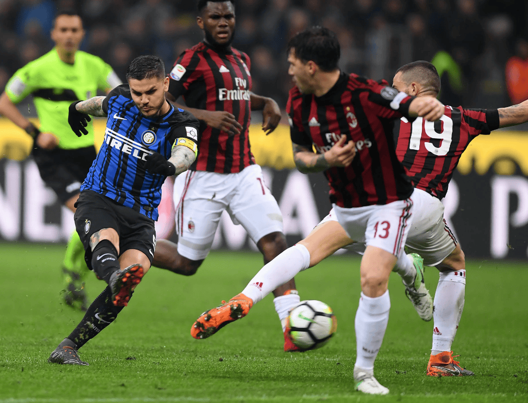 包含AC米兰反击成功，球队士气高涨的词条