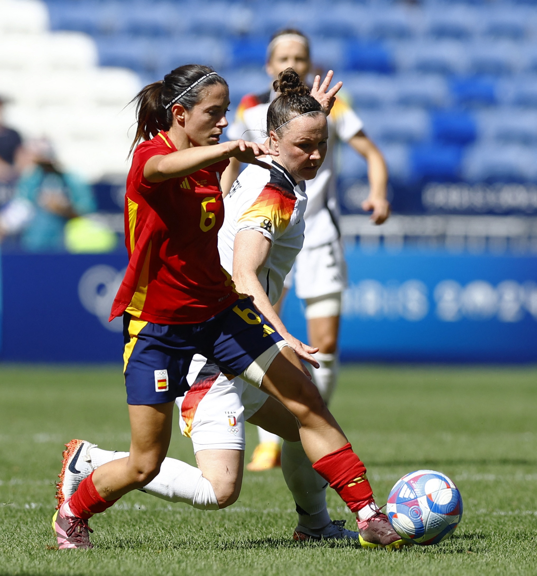 女足比赛胜出，国家队新一轮备战拉开序幕