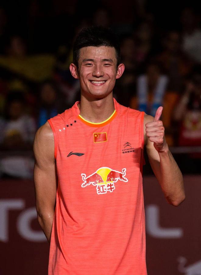 中国羽毛球队力克丹麦羽毛球队，谌龙爆发神勇的简单介绍