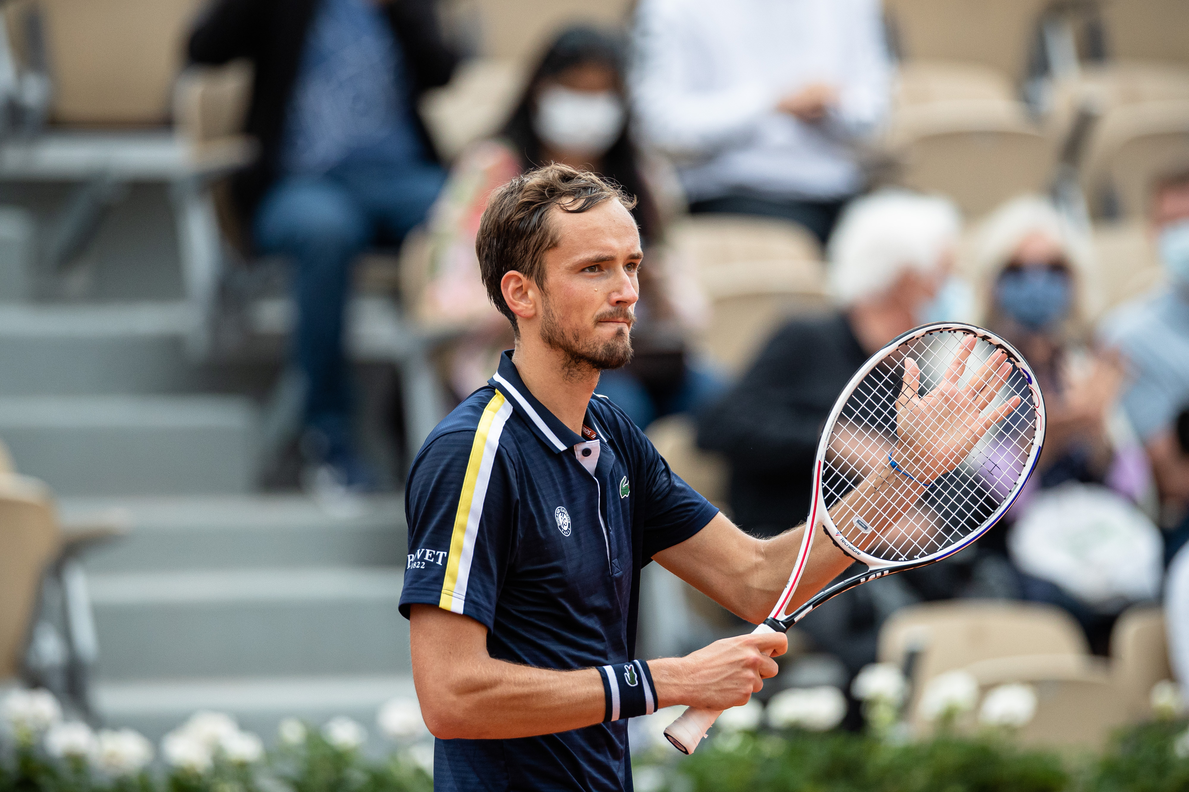 包含美国网球队逆转世界网球队，梅德韦杰夫送出助攻的词条