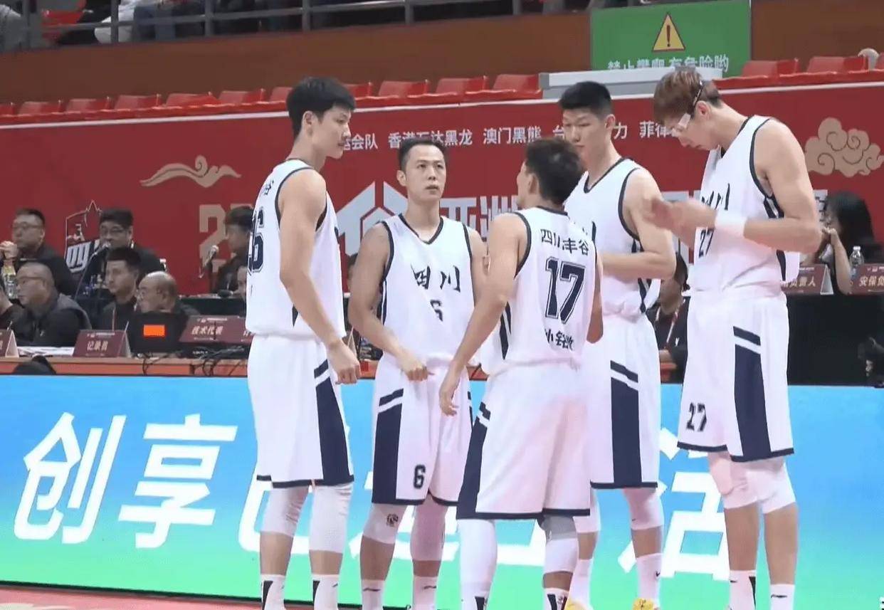 包含四川队险胜江苏队,周琦关键制胜的词条 包含四川队险胜江苏队,周琦关键制胜的词条