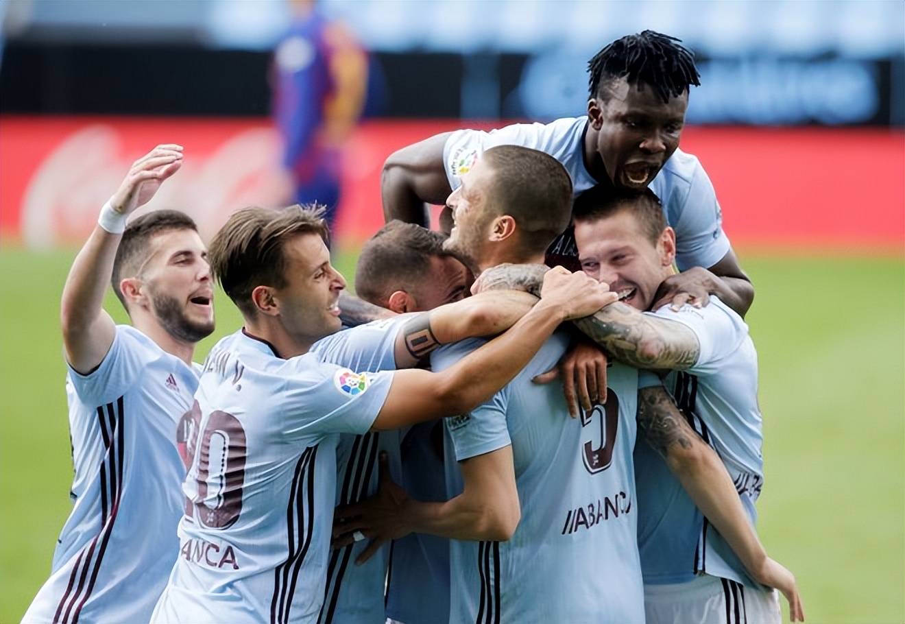 关于斯图加特球队力争保级，马不停蹄向前的信息