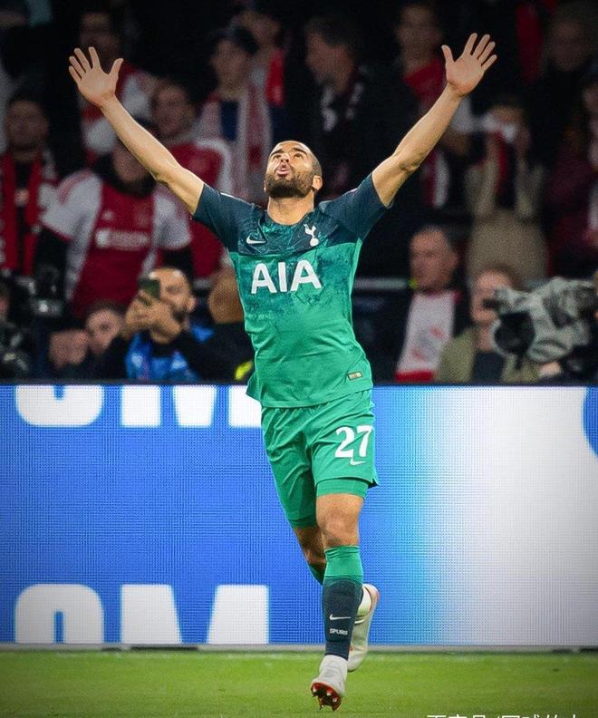 奇迹般的胜利让人们欣喜若狂