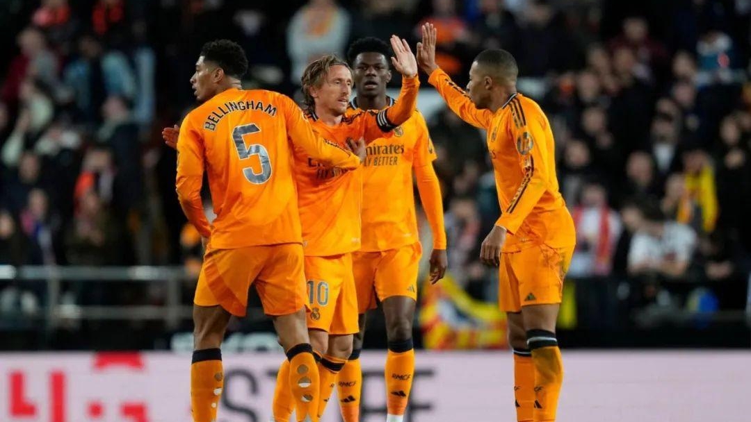 关于皇马客场逆转，取得关键胜利的信息