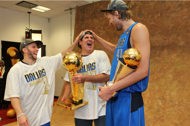 包含小牛老板要求球队换血，主场惨败四连败的词条