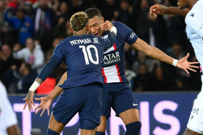 包含曼城比轻取波尔图，提前出线的词条