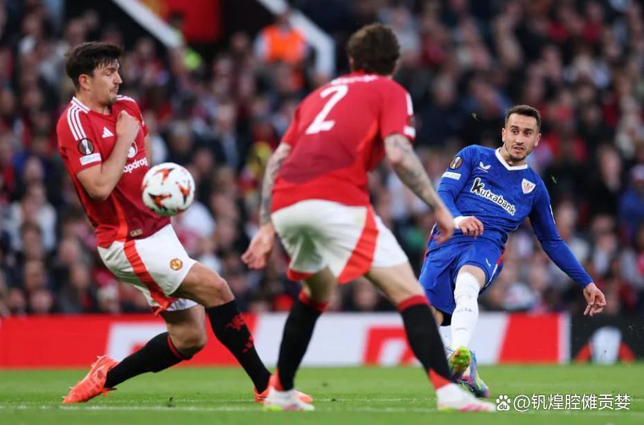 曼联客场惊险获胜,坚韧不拔 曼联客场惊险获胜,坚韧不拔