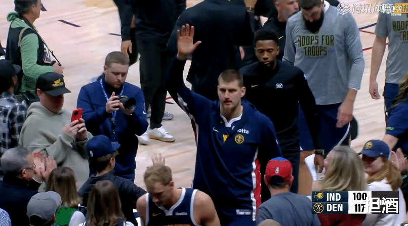 辽宁队碾压步行者，约基奇状态火热的简单介绍