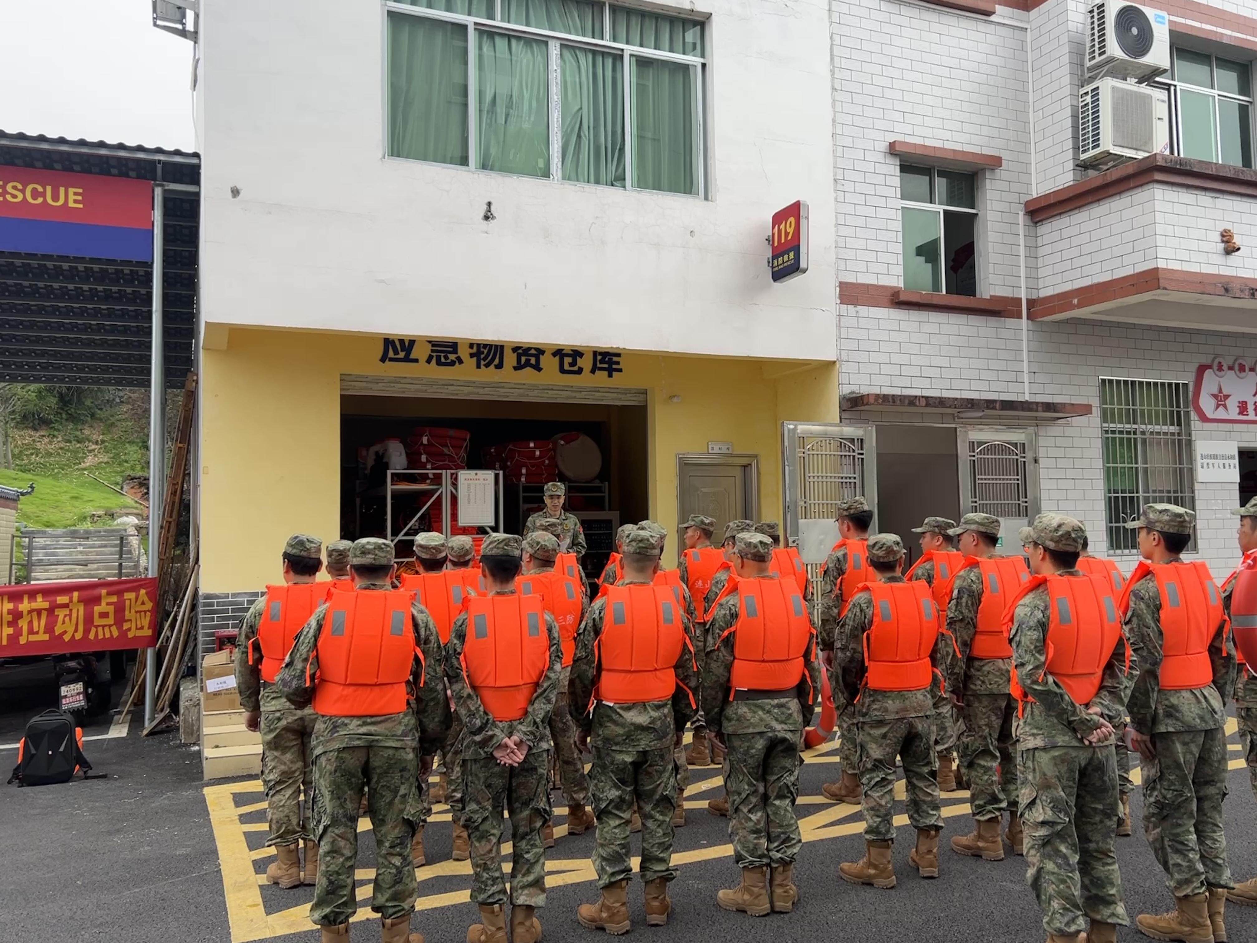 关于全队士气高涨,备战决赛士气昂扬的信息 关于全队士气高涨,备战决赛士气昂扬的信息