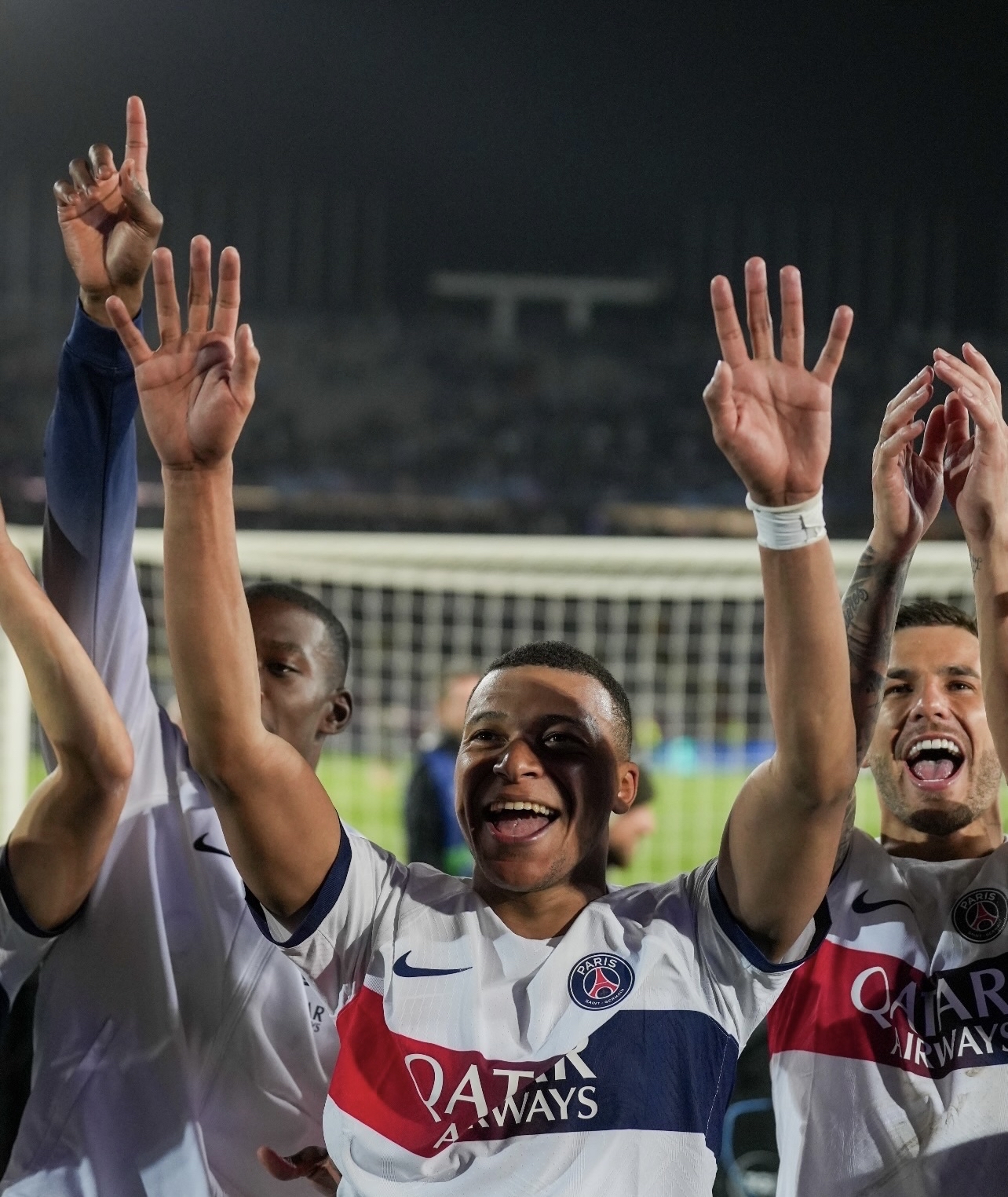 包含巴黎圣日耳曼新援表现出色,助球队逆转获胜的词条 包含巴黎圣日耳曼新援表现出色,助球队逆转获胜的词条