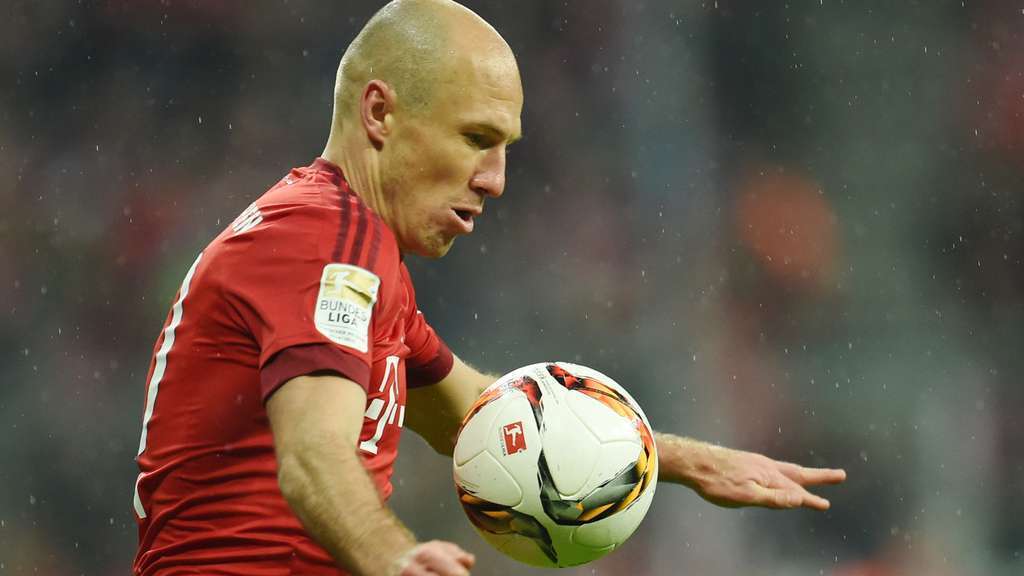 关于乌拉圭翻盘多特蒙德，罗本三分雨点燃全场的信息