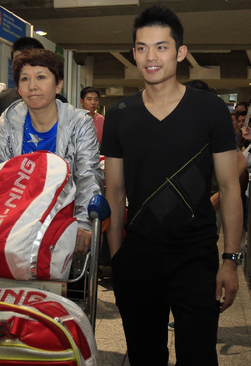 法国羽毛球队完胜泰国羽毛球队，林丹完成帽子戏法的简单介绍