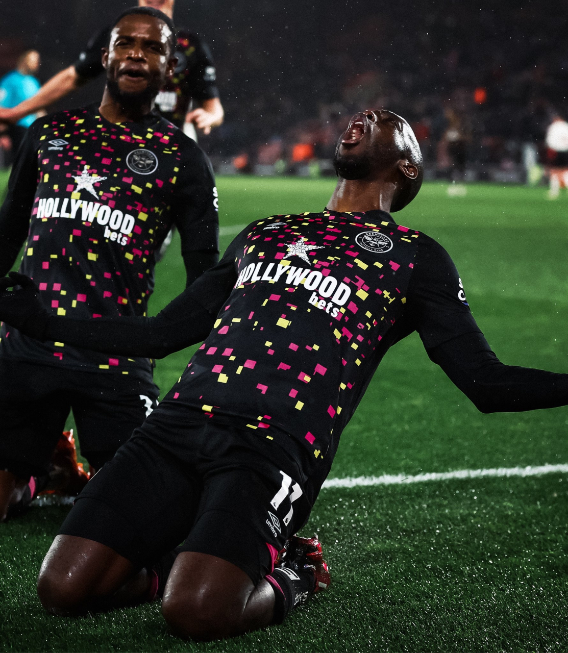 包含英格兰横扫波兰，德布劳内绝境逆转的词条