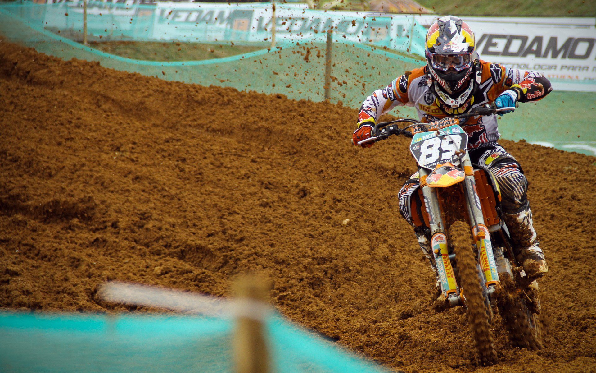 哈利伯顿里程碑之夜，灰熊力克马刺展露争冠雄心