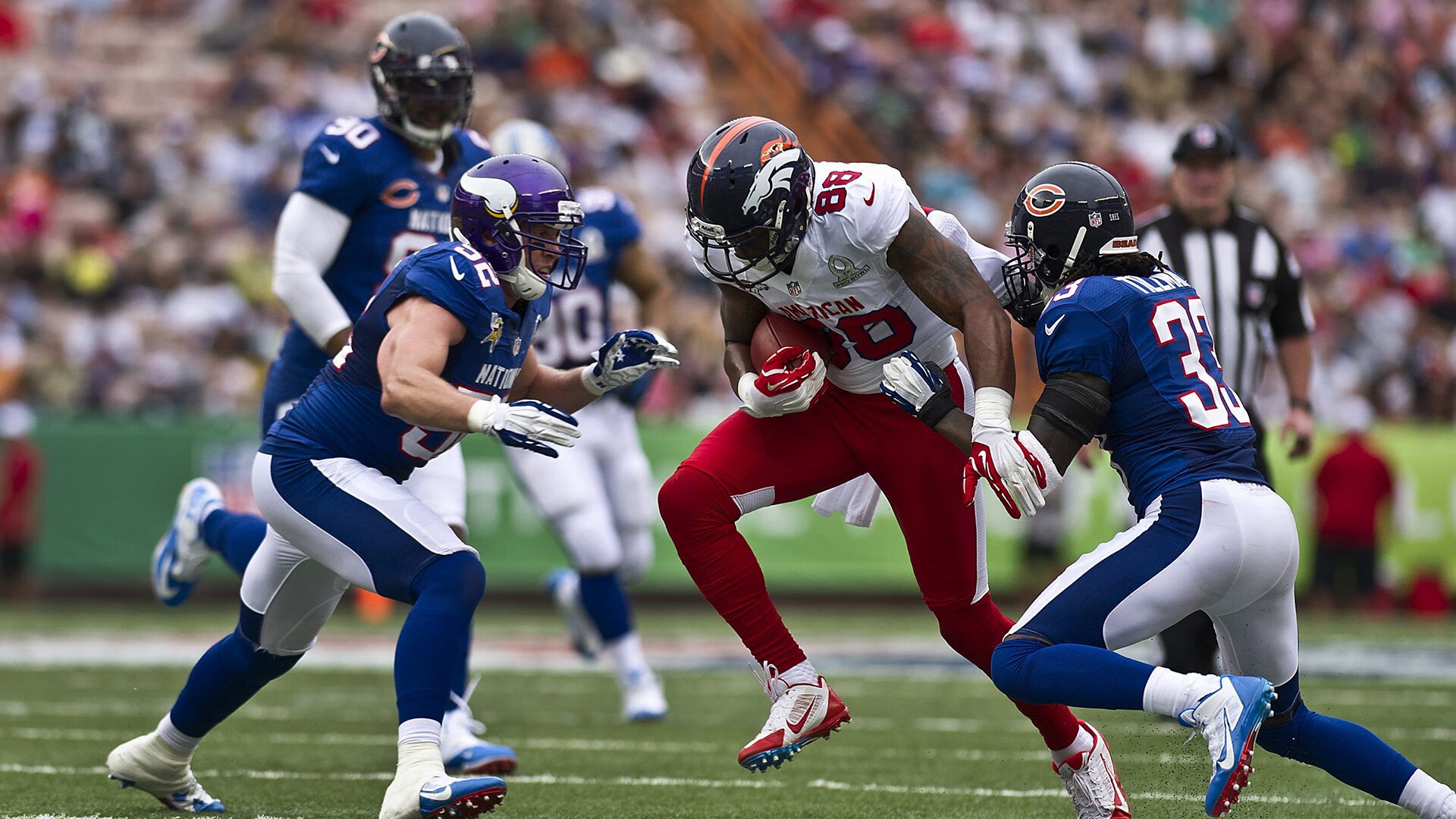 太平洋彼岸的震撼，北京队战术启示，布克年度焦点战接管比赛背后的篮球哲学